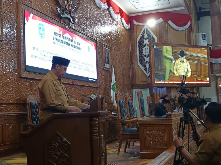 rapat paripurna raperda pajak