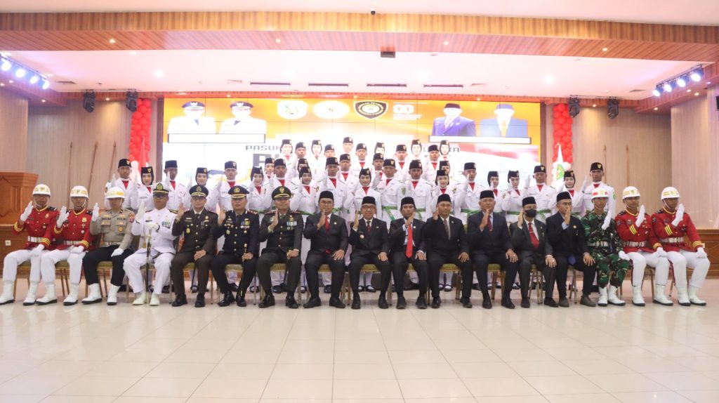 PENGUKUHAN PASKIBRAKA