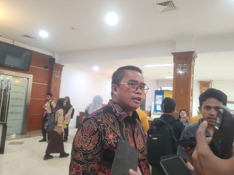 Mahyunadi Beasiswa KPC