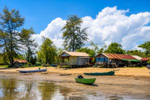 Teluk Lombok, Harmoni Alam Pesisir dan Kehidupan Masyarakat Nelayan