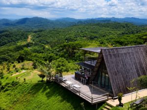 Bukit Azalea Kabo Jaya, Menikmati Panorama Sangatta dari Ketinggian