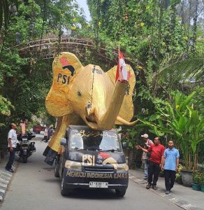 Patung Gajah dari Kongbeng Dikirim ke Jakarta, Simbol Apresiasi dan Filosofi Santri Bersatu